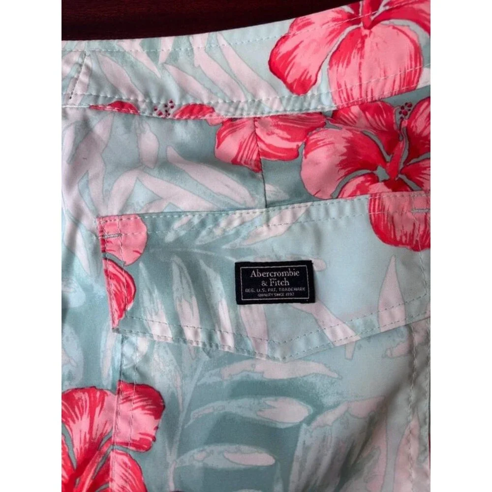 Abercrombie & Fitch Men’s 32 Floral Board Shorts Swim Trunks Hibiscus Y2K